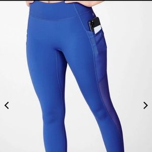 NWT fabletics mid rise 7/8 leggings